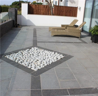 Pelēkie granīta bruģakmeņi