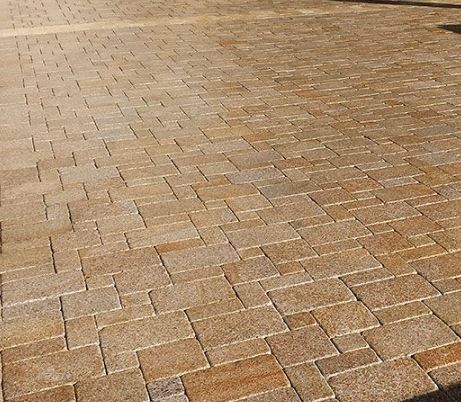Stone Ridge Granite City Pavers Laying Granite Pavers